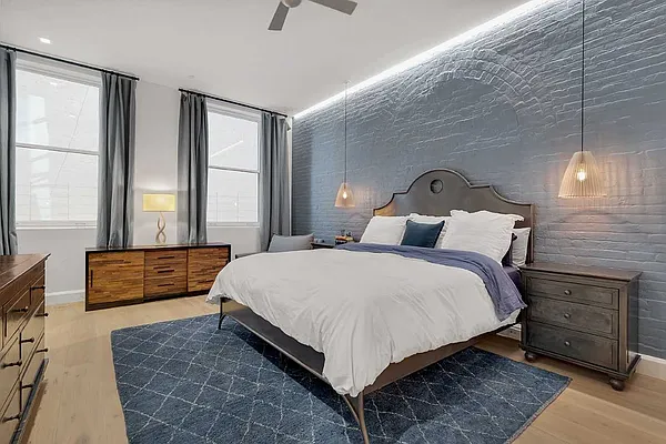 Sold by Cooper & Cooper Real Estate | media 11