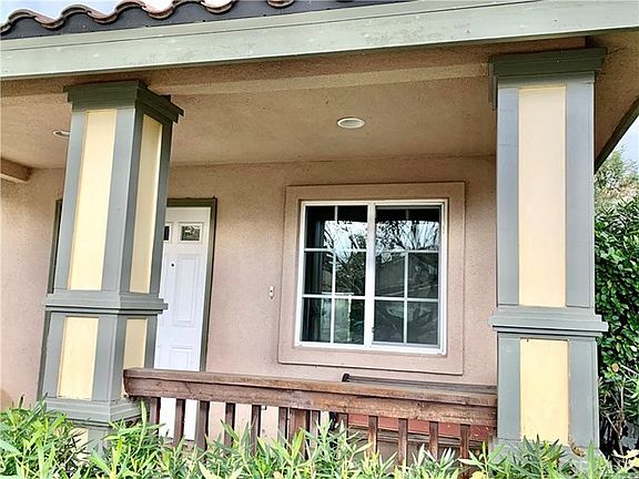 5th image of 10784 Lilac Ave