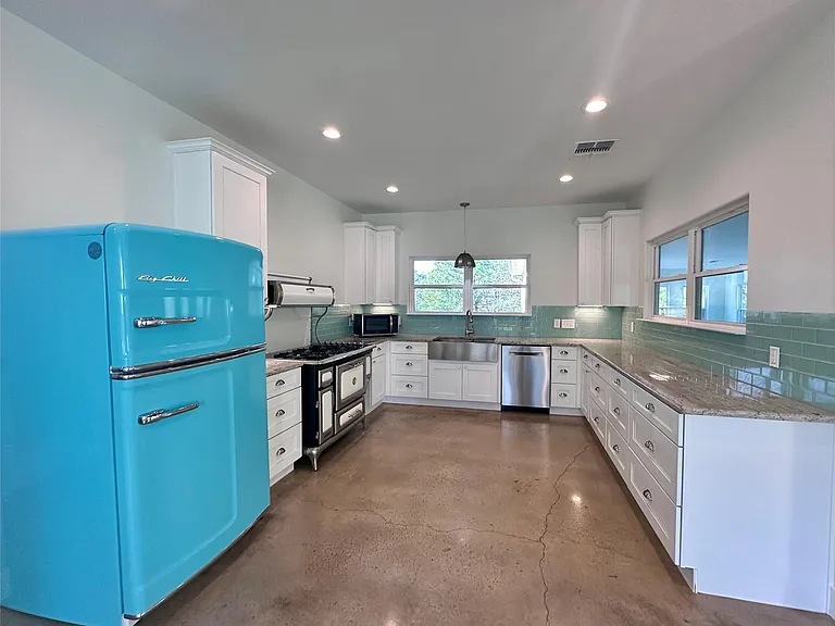 124 Pine Path — Photo 8