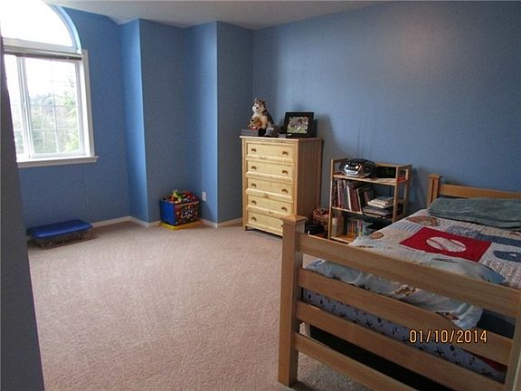 3rd image of 8007 196th Ave E