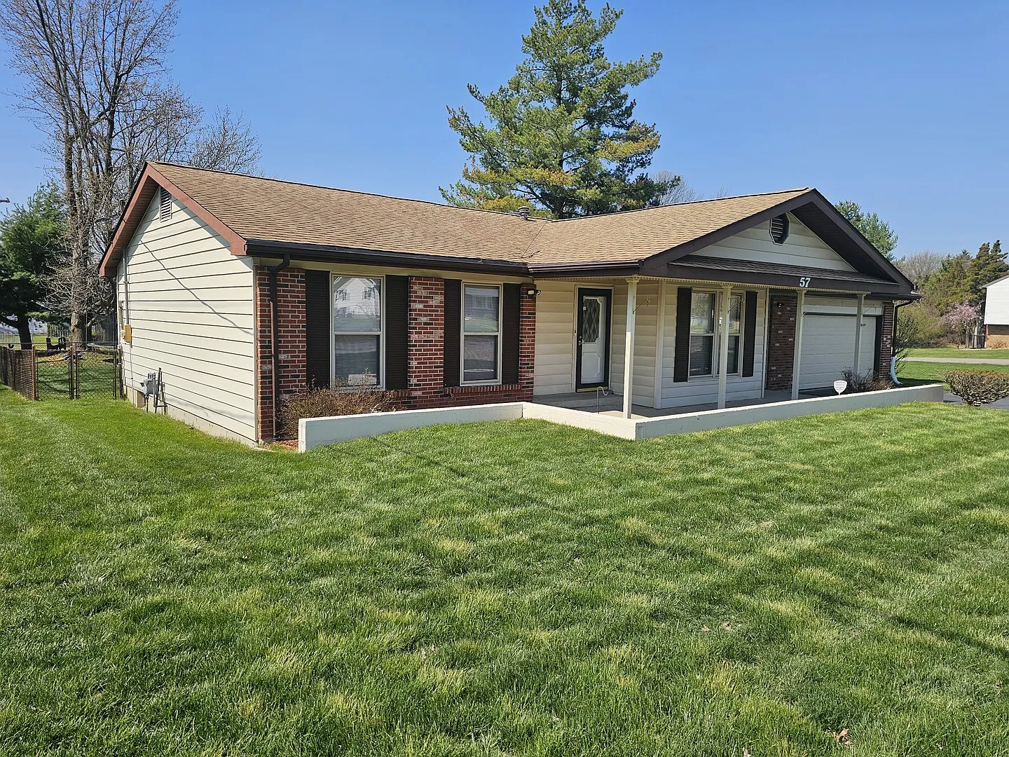 57 Cherry Dr photo 1
