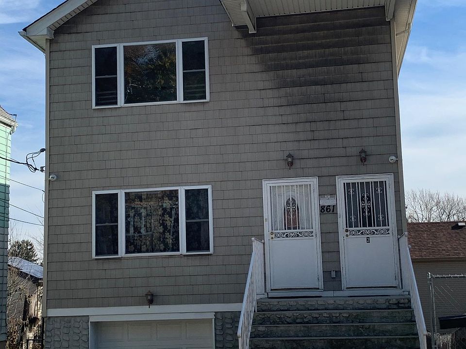Front of house, 2nd floor for rent