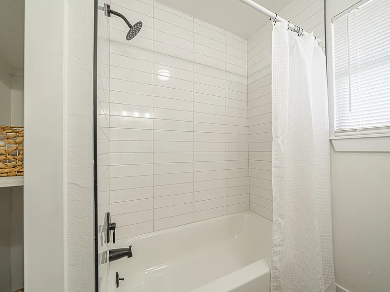 4339 Waikiki Dr — Photo 23