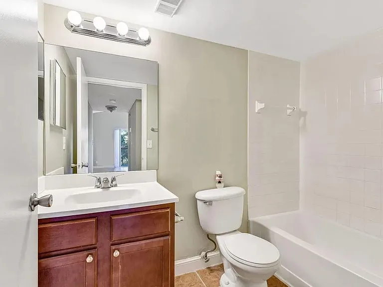 7670 Westwood Dr #720 — Photo 8