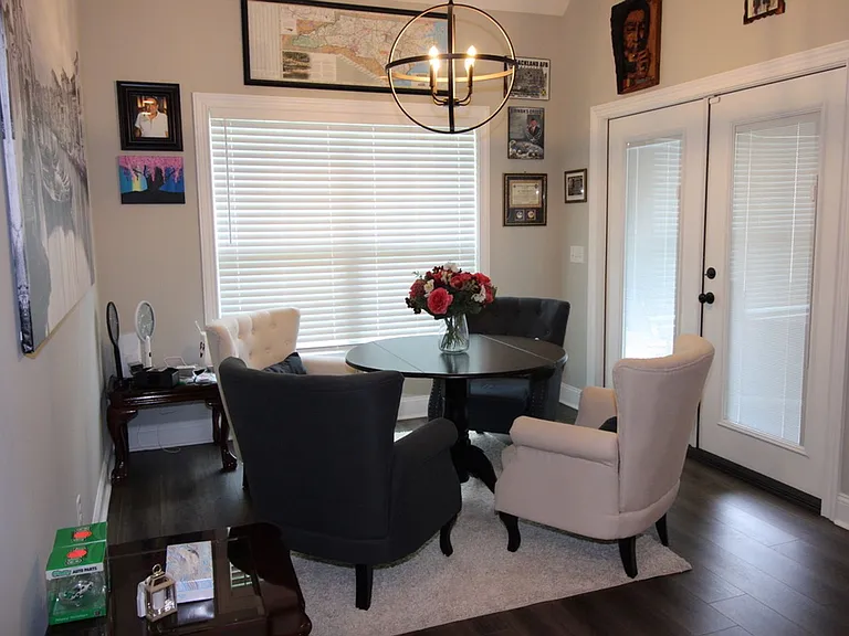 28 Redington Dr — Photo 9