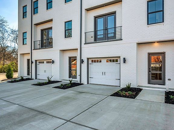 5th image of 520 N Maple St #2