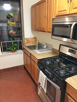 Rented by Bizzarro Agency | media 9