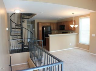 5627 S 21st Pl, Phoenix, AZ 85040