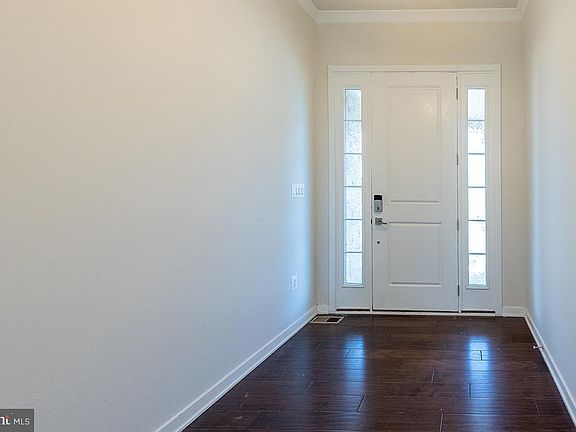 4th image of 41313 Red Birch Dr