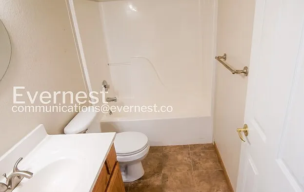 250 Opal Ct — Photo 11