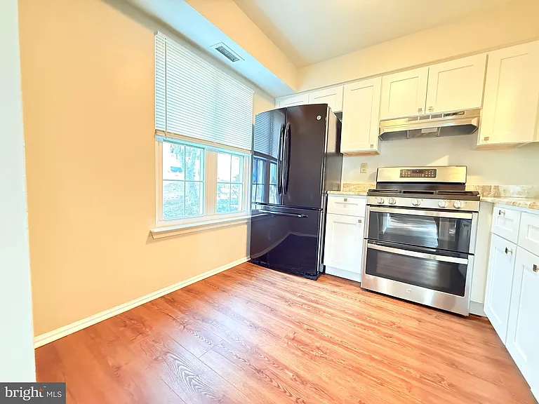 1707 Society Pl — Photo 3