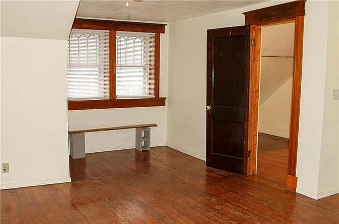 1st image of 2831 Harrison St Unit 1
