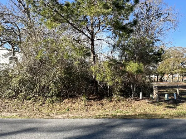 2506 E Yacht Dr #2, Oak Island, NC 28465