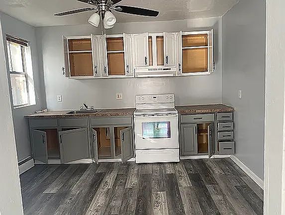 2nd image of 196 Park St #2