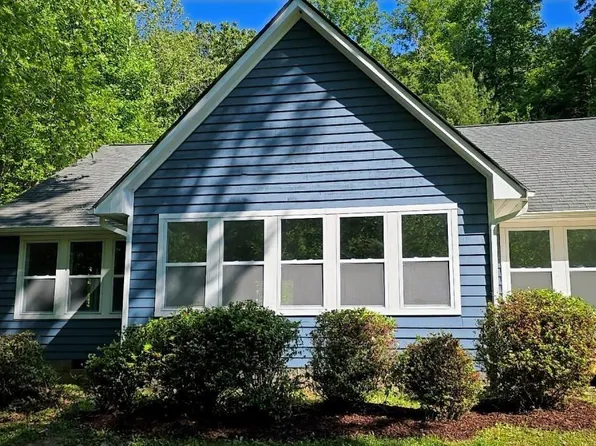 56 Craig Woods Rd, New Castle, VA 24127