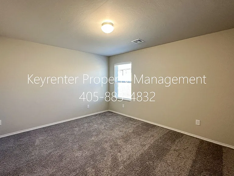 11713 NW 95th St — Photo 23