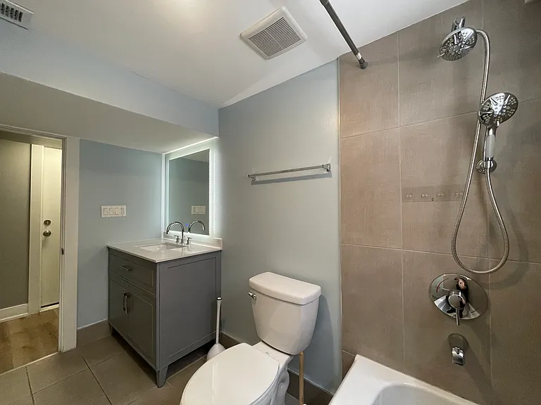 2435 N 78th Ave #GN — Photo 7
