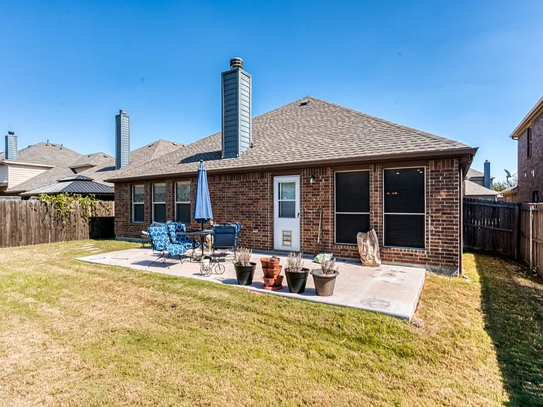 1404 Pillar Bluff Way — Photo 22