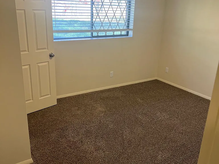 3838 S Crazy Acres Rd E — Photo 9