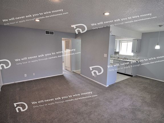 3rd image of 3429 Willowrun Dr APT D