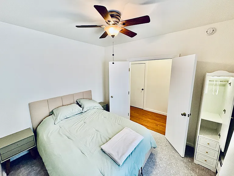 960 N Sherman St #1D — Photo 8