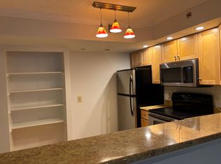 1001 N Vermont St, Arlington, VA 22201