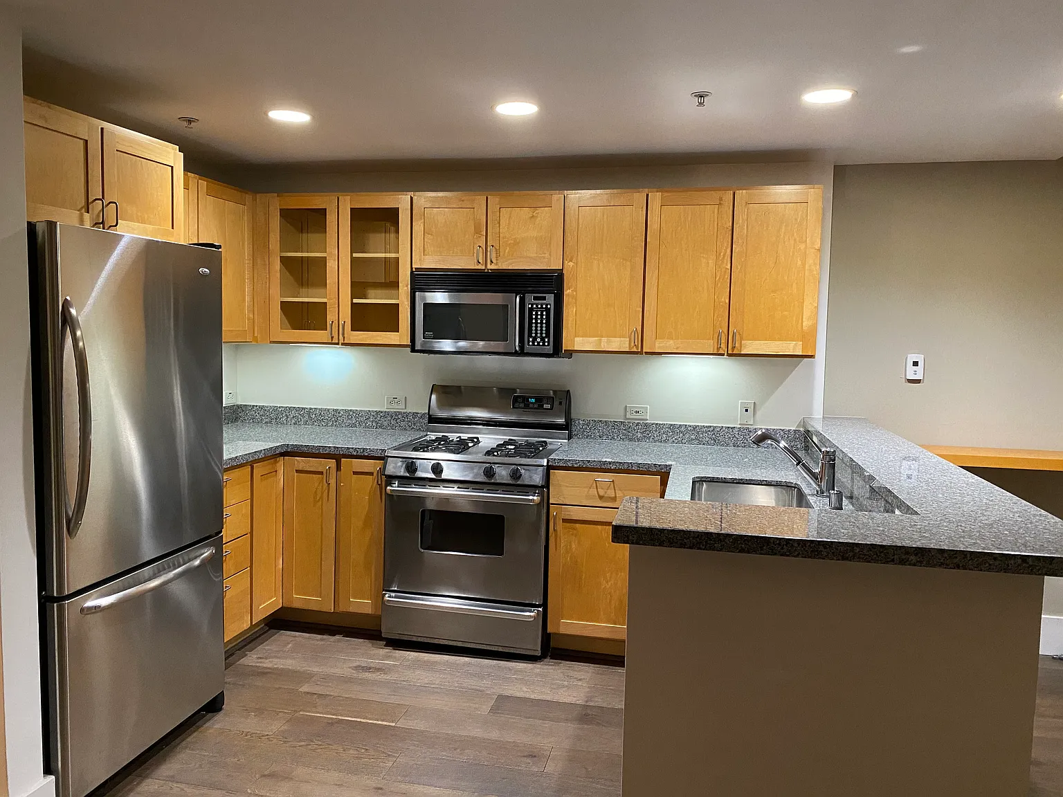 701 Minna St — Photo 1