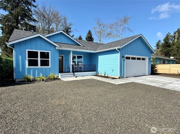 259 Olympic View Avenue NE, Ocean Shores, WA 98569