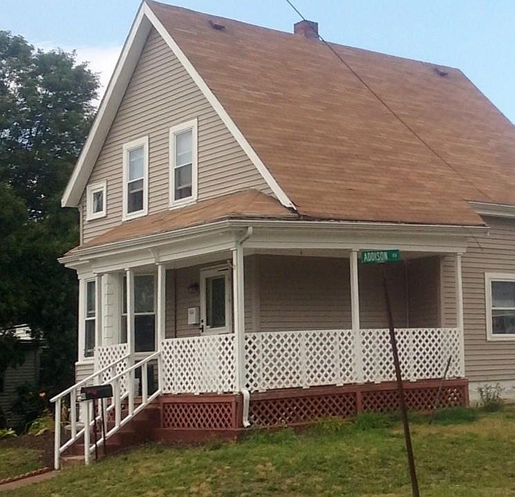 2nd image of 40 Sprague Ave