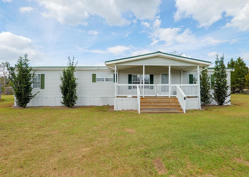 1st image of 100 Emerald Ln