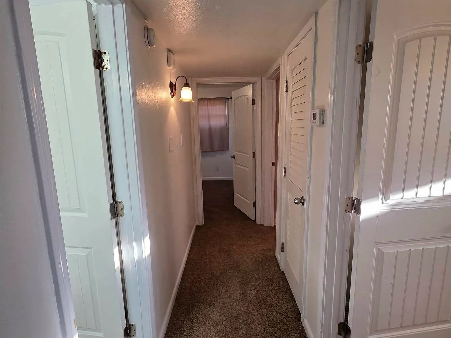 3 bed, 1243 sqft, $1,700 — Photo 2