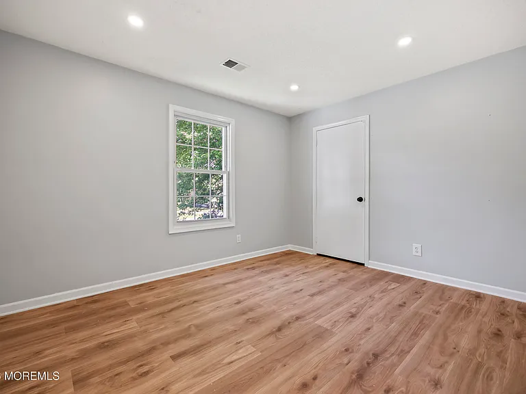 18-5 Augusta Ct #5 — Photo 16
