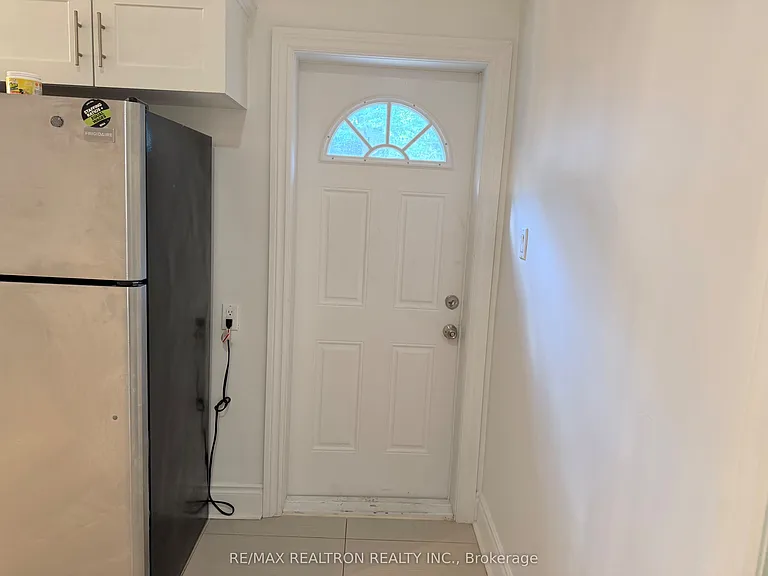 782 Churchill Ln — Photo 29