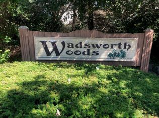38600 N Arbor Ct, Wadsworth, IL