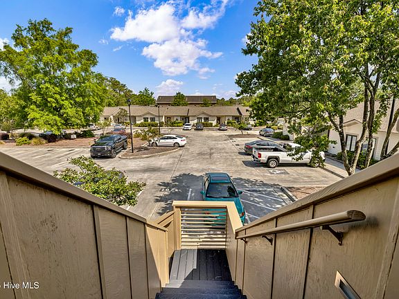 5th image of 171 Longstreet Drive Apt 202