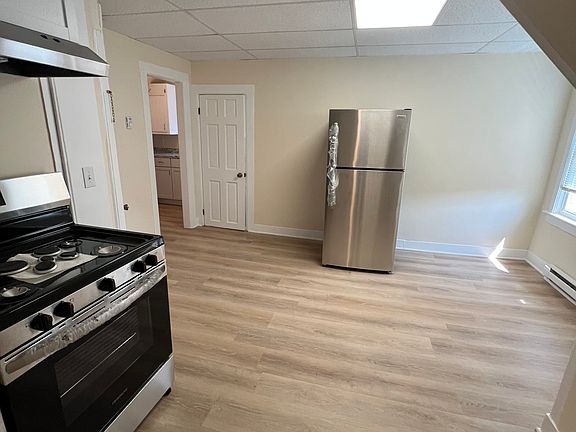 Kitchen / dining