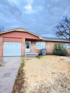 511 NW 59th St, Lawton, OK, 73505