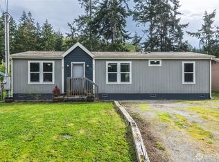 4384 Northgate Dr, Oak Harbor, WA 98277