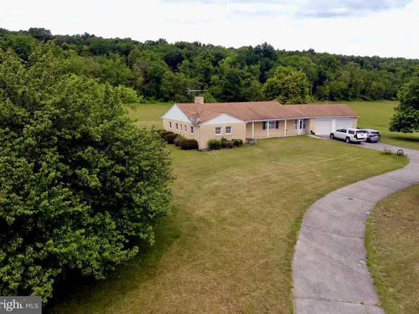 1520 Dunkard Church Rd, Augusta, WV 26704