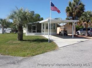 9314 Grizzly Bear Ln, Weeki Wachee, FL 34613