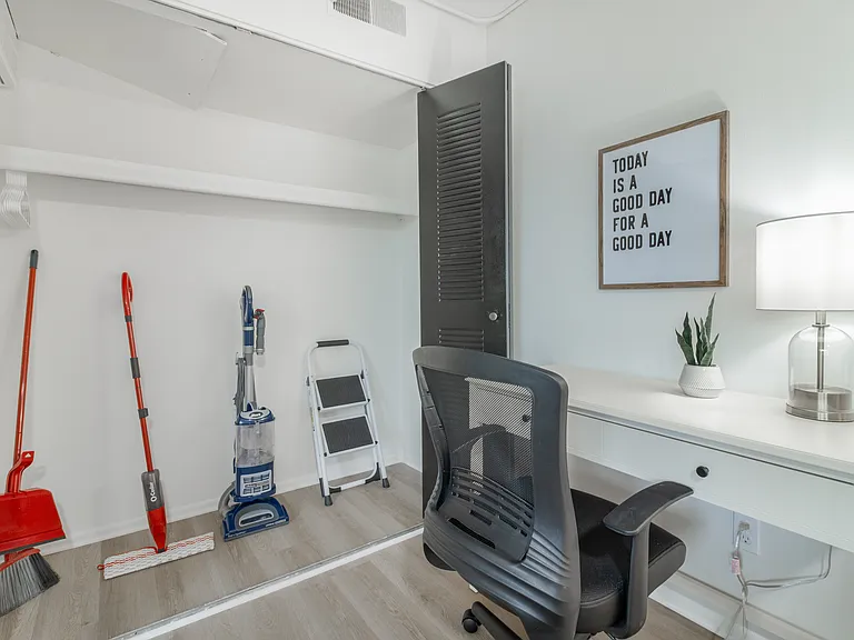 3905 Crooks Rd #23 — Photo 6