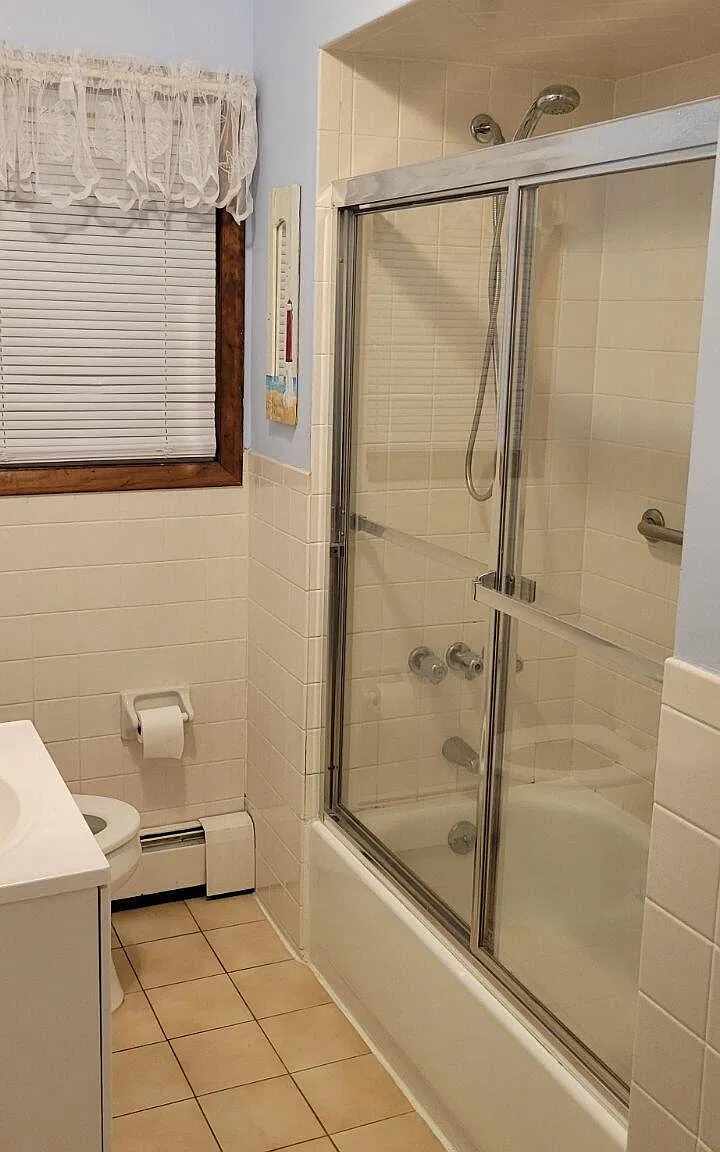6 bed, 1777 sqft, $1,650 — Photo 4