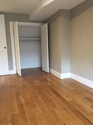 Rented by P Management | media 31