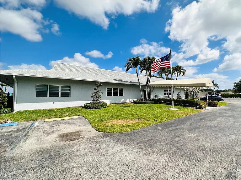 14676 Canalview Dr #C — Photo 29