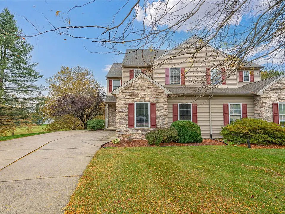 16 Witman Dr