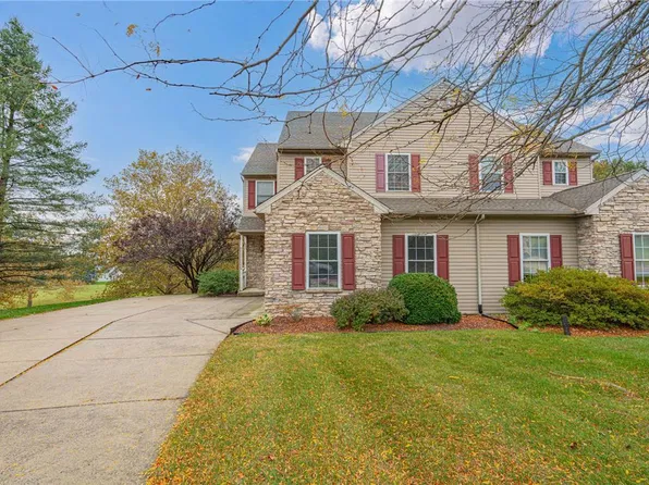 16 Witman Dr, Breinigsville, PA 18031