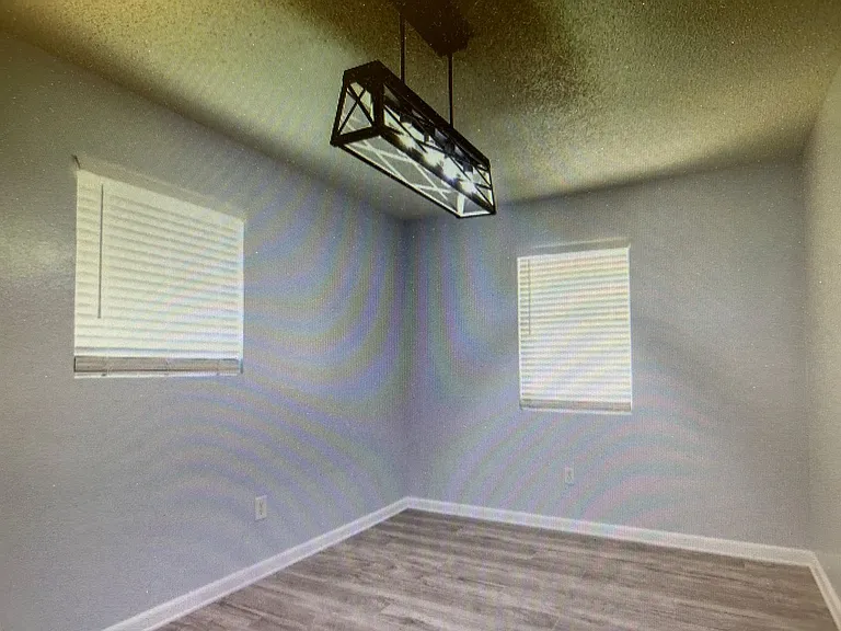 3225 Evergreen Dr — Photo 9