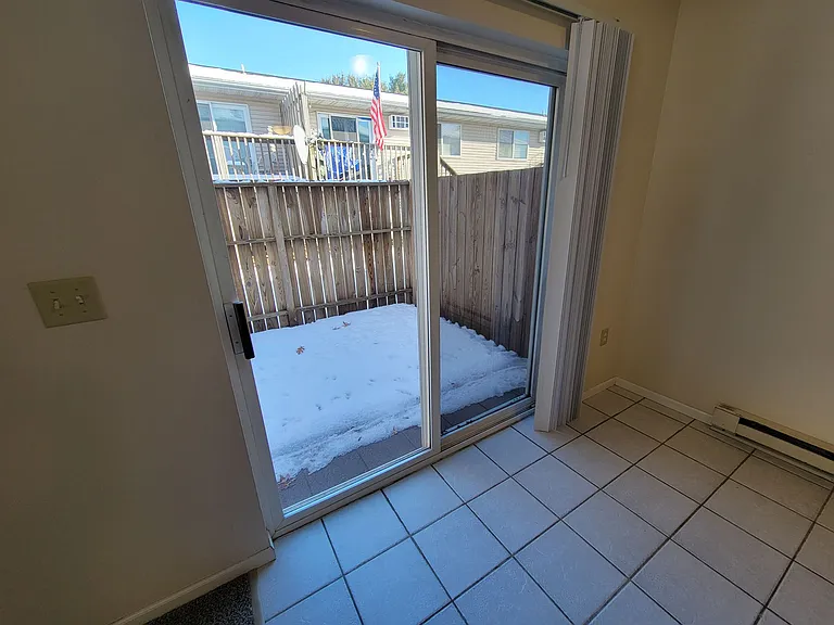 1008 Dutchman Dr — Photo 6