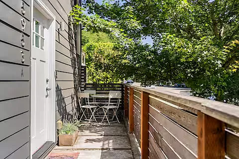 Fauntleroy Way SW — Photo 23