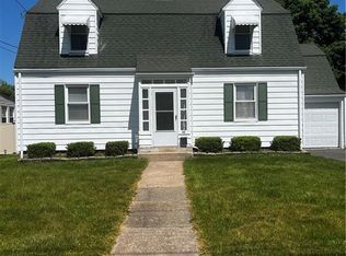 42 Wright Rd, Wethersfield, CT 06109